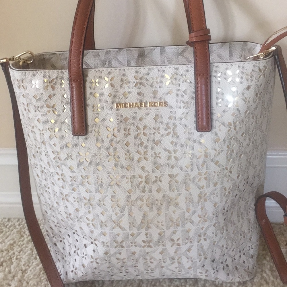 Michael Kors goldwhitehandbag brand new condition